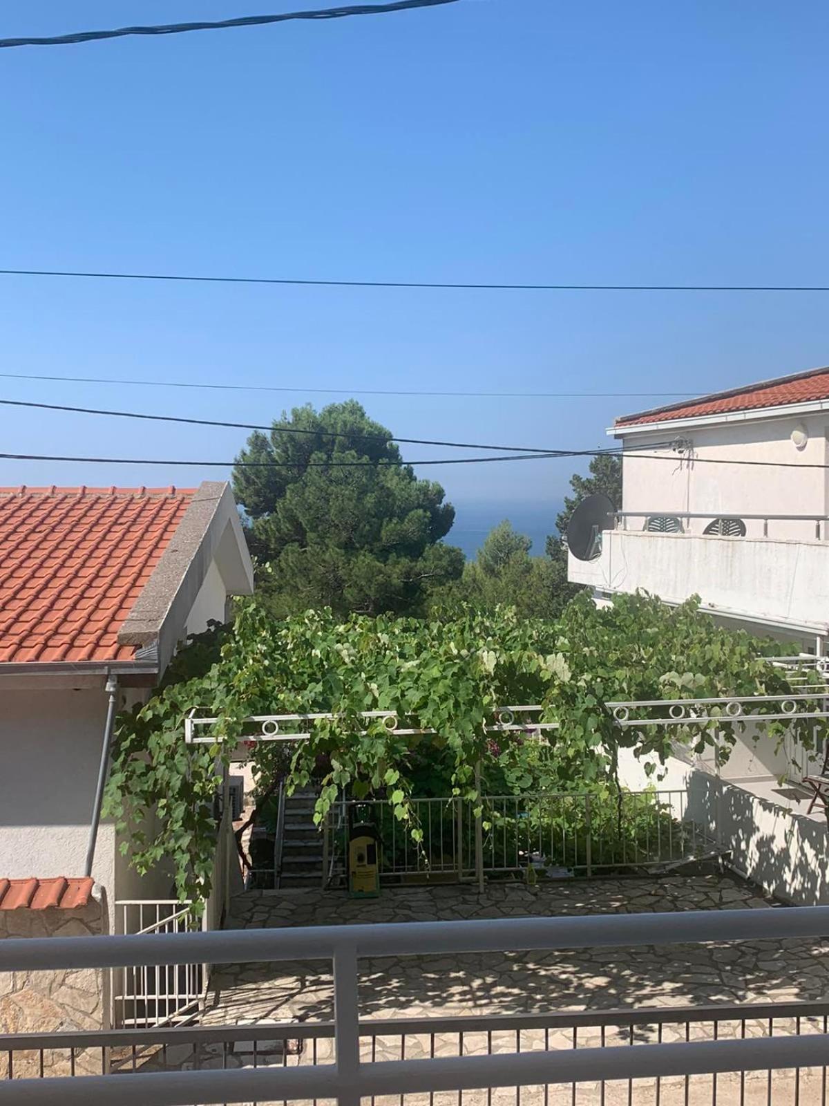 Brankas Apartments บาร์ ภายนอก รูปภาพ