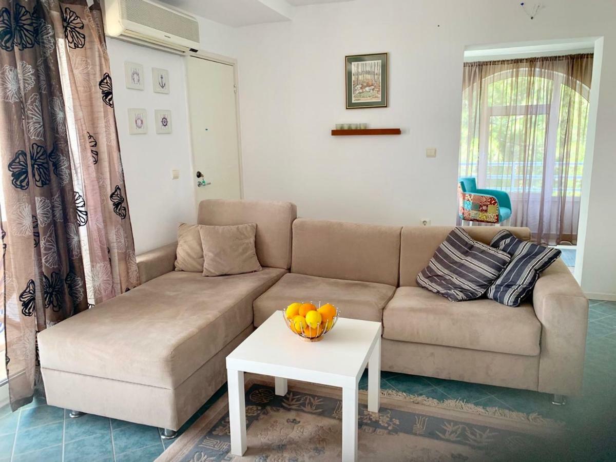 Brankas Apartments บาร์ ภายนอก รูปภาพ